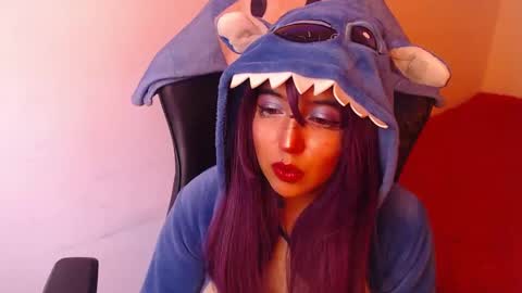 Kate 3 online show from October 2025 07:44:02 PM