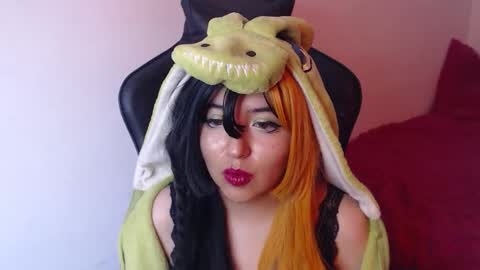 Kate 3 online show from October 2025 08:07:01 PM