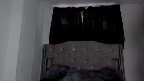 Snapshot of game_with_lesbians_ chatting on April 2026 11:27:01 AM game with lesbians online show from April 2026 11:27:01 AM