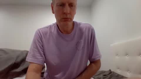 Snapshot of gamerboy200 chatting on January 2025 07:15:01 AM gamerboy200 online show from January 2025 07:15:01 AM