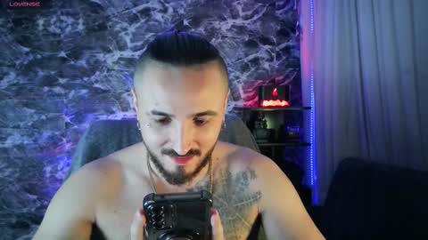 Chris  Dont forget to gift me thumb up Its very important to me and makes me happy AF  online show from February 2025 06:50:02 AM