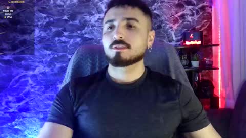 Chris  Dont forget to gift me thumb up Its very important to me and makes me happy AF  online show from October 2025 06:36:01 AM