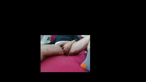 gary1111111 online show from April 2026 12:10:01 PM