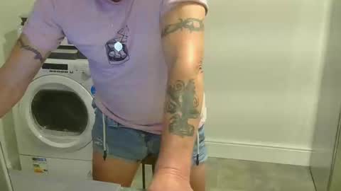 Gaz online show from October 2025 07:44:02 PM