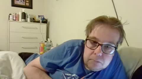 Snapshot of garyg930 chatting on January 2025 11:41:01 PM Gary online show from January 2025 11:41:01 PM