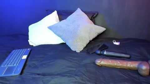 Snapshot of gasai_usagi_gh chatting on September 2025 07:28:01 PM Usagi online show from September 2025 07:28:01 PM