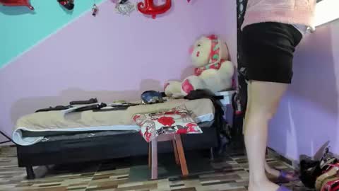 Diana online show from October 2025 12:04:02 PM