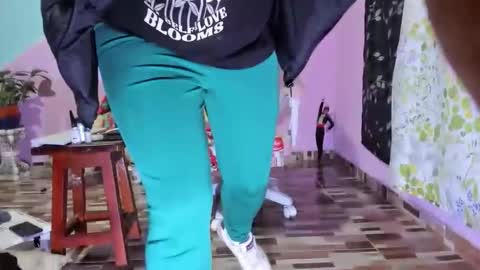 Diana online show from January 2026 02:06:01 AM