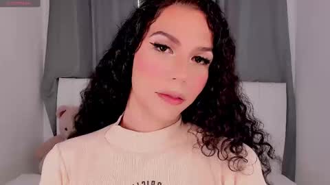 Vnecis Marn online show from September 2025 11:22:02 AM