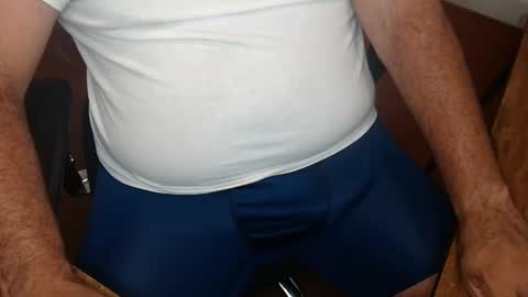 Snapshot of gato27cam chatting on September 2025 04:12:01 AM Marco online show from September 2025 04:12:01 AM