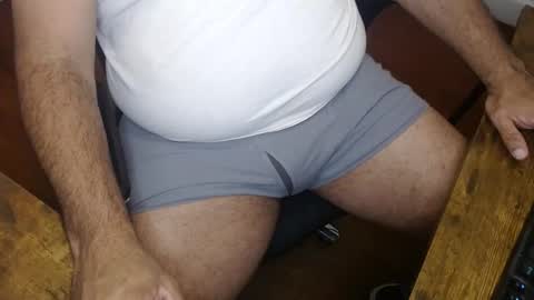 Snapshot of gato27cam chatting on November 2025 12:16:02 AM Marco online show from November 2025 12:16:02 AM