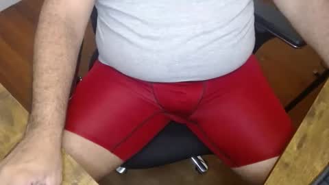 Snapshot of gato27cam chatting on November 2025 06:26:02 AM Marco online show from November 2025 06:26:02 AM