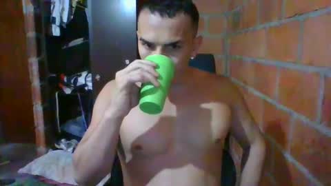 Snapshot of gattitosexy_95 chatting on February 2025 08:16:02 PM gattitosexy_95 online show from February 2025 08:16:02 PM