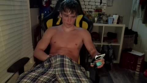 Snapshot of gavatr0n chatting on July 2026 03:53:01 AM gavatr0n online show from July 2026 03:53:01 AM