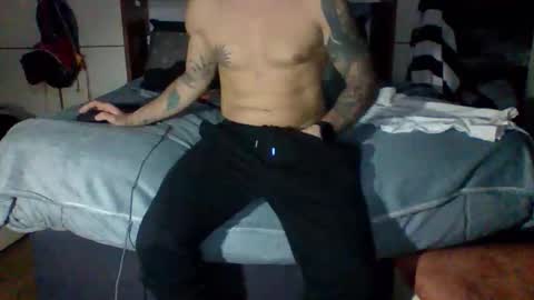 Snapshot of geep90 chatting on January 2026 06:00:01 PM geep90 online show from January 2026 06:00:01 PM