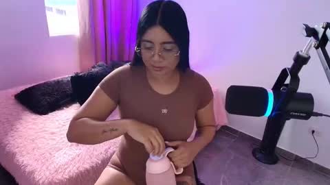 Snapshot of geminis11 chatting on February 2026 07:53:02 PM geminis11 online show from February 2026 07:53:02 PM