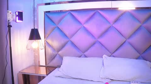 Maria  online show from February 2026 03:25:01 AM