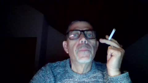 Snapshot of gen3841 chatting on April 2026 01:42:02 AM Gen online show from April 2026 01:42:02 AM