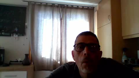 Snapshot of gen3841 chatting on May 2026 07:46:02 AM Gen online show from May 2026 07:46:02 AM