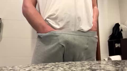 gen_z_boy online show from December 2025 08:15:01 PM