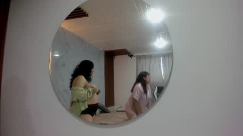 Snapshot of genesis_y_moon chatting on June 2026 11:02:01 AM genesis_y_moon online show from June 2026 11:02:01 AM