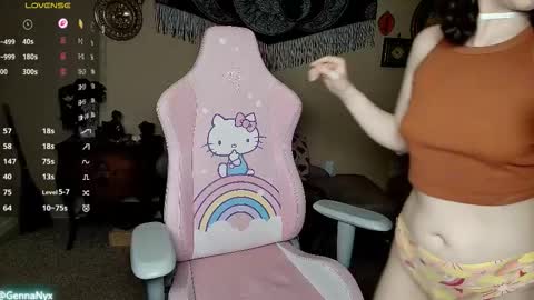 Genna Nyx online show from November 2025 06:25:02 AM