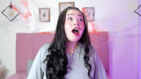 Sofia online show from October 2025 03:10:02 AM