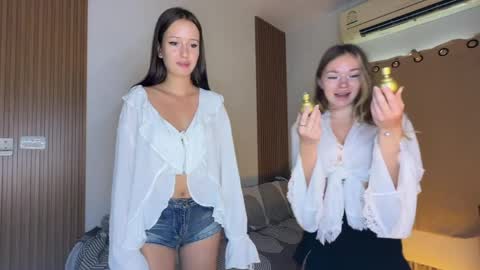 Mary  Blonde and Kira brunette online show from May 2026 05:03:02 AM