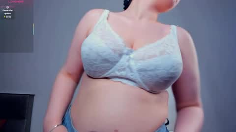 Snapshot of georgannbussy chatting on March 2026 06:36:01 PM Julia online show from March 2026 06:36:01 PM