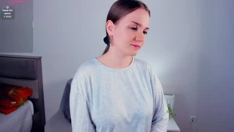 Snapshot of georgannbussy chatting on April 2026 05:54:01 PM Julia online show from April 2026 05:54:01 PM