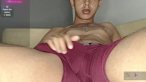 Snapshot of george_bigcock24cm chatting on February 2025 10:55:02 PM george_bigcock24cm online show from February 2025 10:55:02 PM