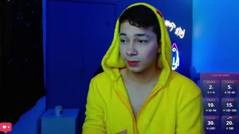 Snapshot of georgesmith_1 chatting on January 2025 02:49:02 AM GEORGE online show from January 2025 02:49:02 AM