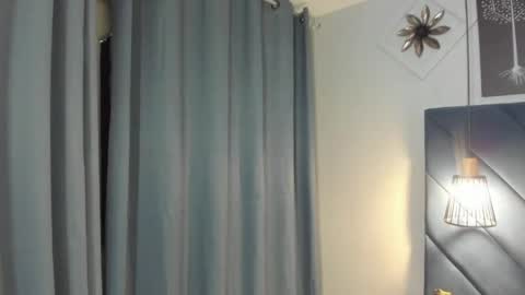 Snapshot of georgina_sensuelle chatting on April 2026 10:43:02 AM Georgina online show from April 2026 10:43:02 AM