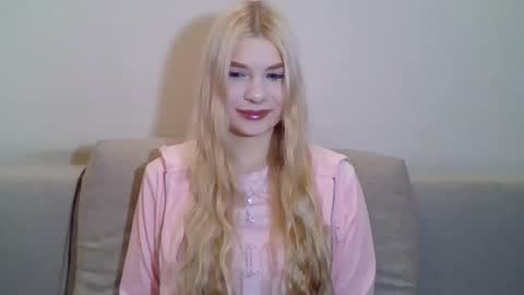 Snapshot of georginaclassy chatting on January 2026 03:28:02 PM GeorginaClassy online show from January 2026 03:28:02 PM