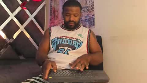 GERALD online show from November 2025 03:53:02 AM