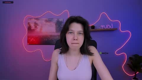 gerasmilee online show from April 2026 06:35:01 PM