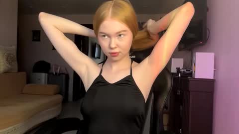 Amelia online show from November 2025 06:34:02 AM