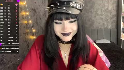 Snapshot of germainebourlier chatting on June 2026 07:21:02 AM EmelyWoodes online show from June 2026 07:21:02 AM