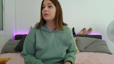 Nadine online show from December 2024 04:58:01 PM