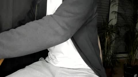 germanmike1997 online show from January 2025 04:41:01 PM