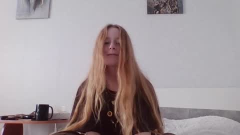 Snapshot of gertrudisturbe chatting on April 2026 03:26:01 AM Kate online show from April 2026 03:26:01 AM