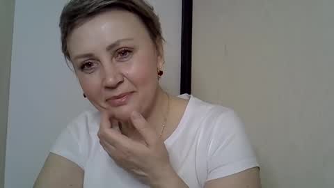 Snapshot of gessy_angel chatting on February 2026 09:44:01 PM gessy_angel online show from February 2026 09:44:01 PM