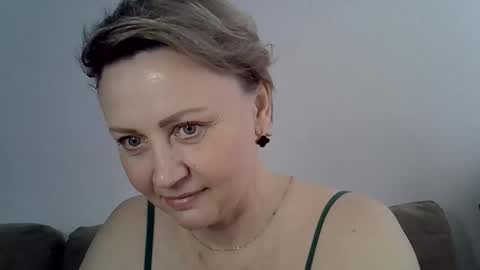 Snapshot of gessy_angel chatting on February 2026 09:00:02 AM gessy_angel online show from February 2026 09:00:02 AM