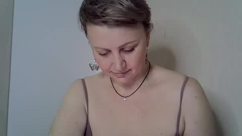 Snapshot of gessy_angel chatting on February 2026 08:21:01 PM gessy_angel online show from February 2026 08:21:01 PM