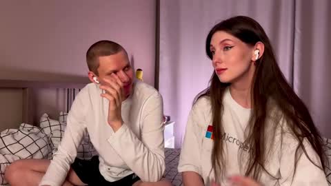 Liz and Mark online show from December 2024 07:36:01 PM