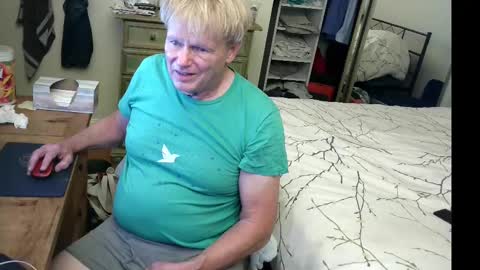 Snapshot of gethyn chatting on September 2025 09:42:02 AM Gethyn online show from September 2025 09:42:02 AM