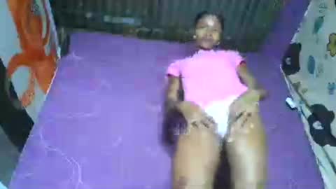 Snapshot of gggloria chatting on June 2026 06:27:02 AM gggloria online show from June 2026 06:27:02 AM