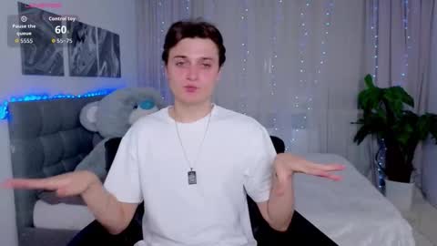 Alex online show from October 2025 09:20:01 AM