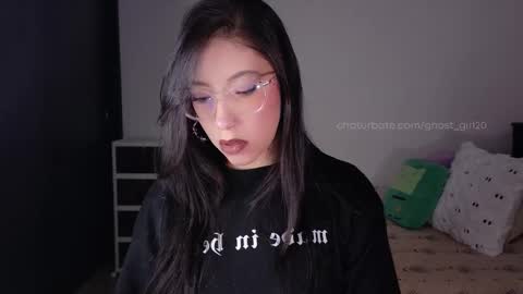 Snapshot of ghost_girl20 chatting on September 2025 01:40:02 AM Im Jenn Next stream Monday - start -5 GMT online show from September 2025 01:40:02 AM
