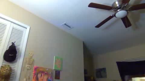 SrirachaSwitchblade  online show from November 2025 10:14:01 AM